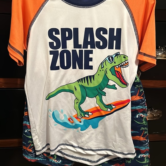 🦈 🦖 (4)NWT Boys Swimwear Set Bundle Size 4 - Picture 7 of 10